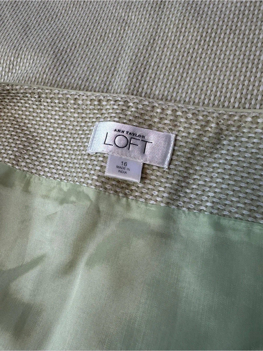 Ann Taylor LOFT Women’s Green Beige Woven Lined Mini Skirt Size 16 Bow Pockets